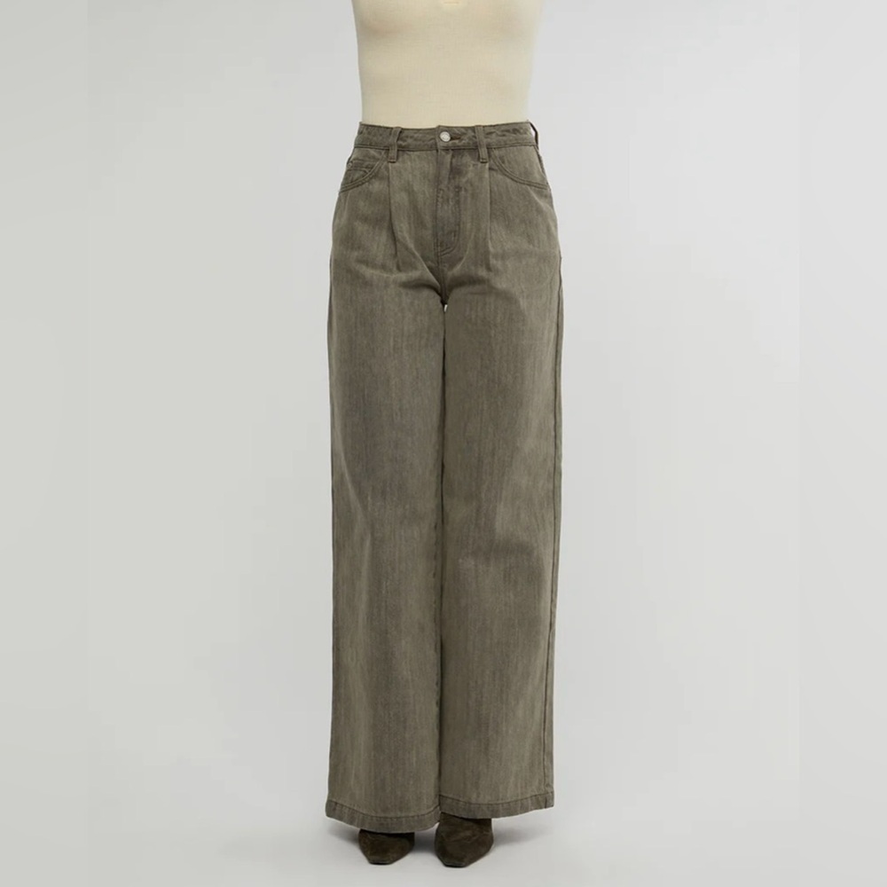 WeWoreWhat High Rise Pleated Wide Leg Jean in Color Stone Wash Size 24 - Picture 3 of 6